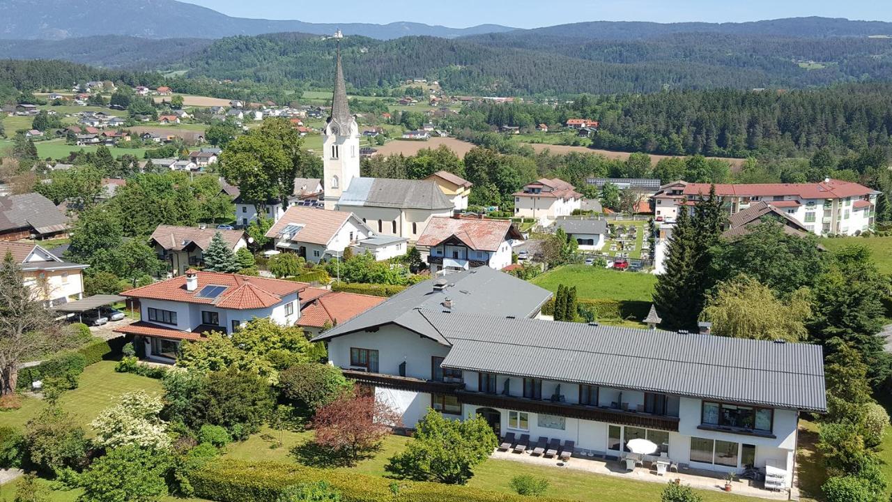 Villa Martini Boutiquehotel (Adults Only) Фельден-ам-Вертерзе Екстер'єр фото