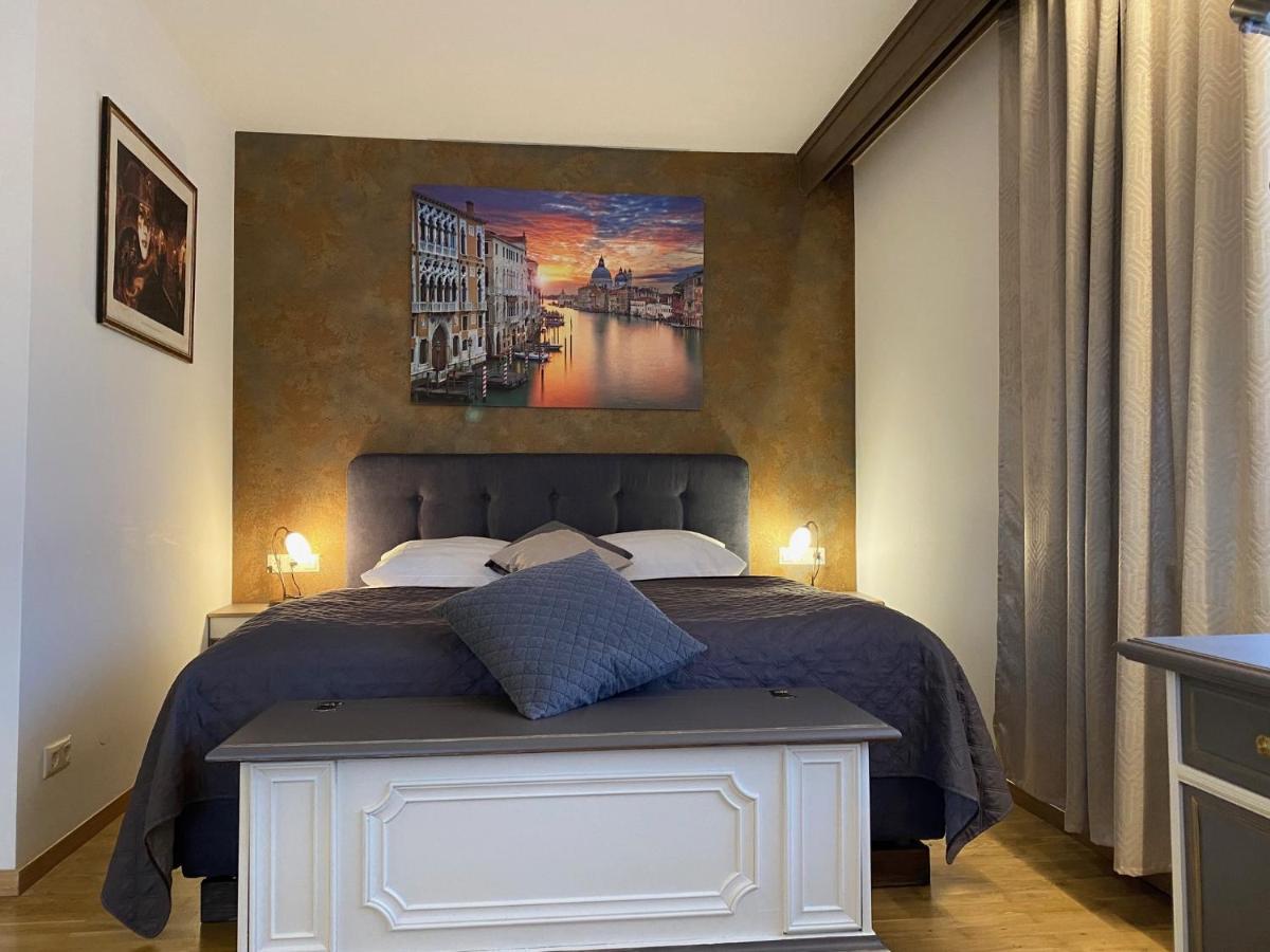 Villa Martini Boutiquehotel (Adults Only) Фельден-ам-Вертерзе Екстер'єр фото